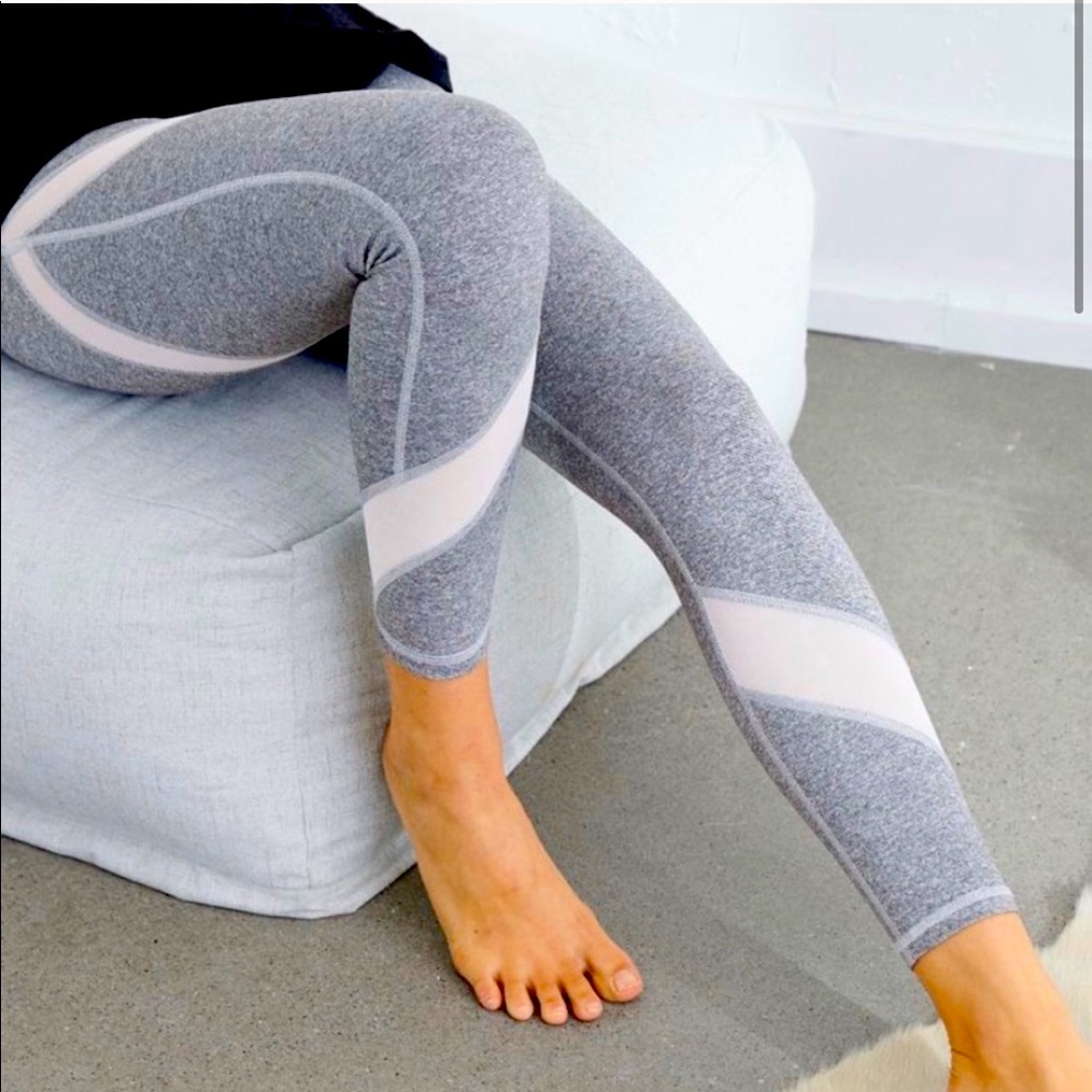 Aerie AE Move High Waisted 7/8 legging